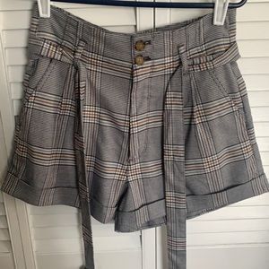 Abercrombie flowy tied shorts